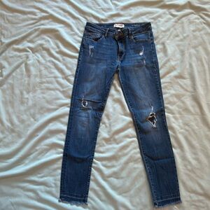 DL 1961 Florence distressed raw hem skinny jeans size 29